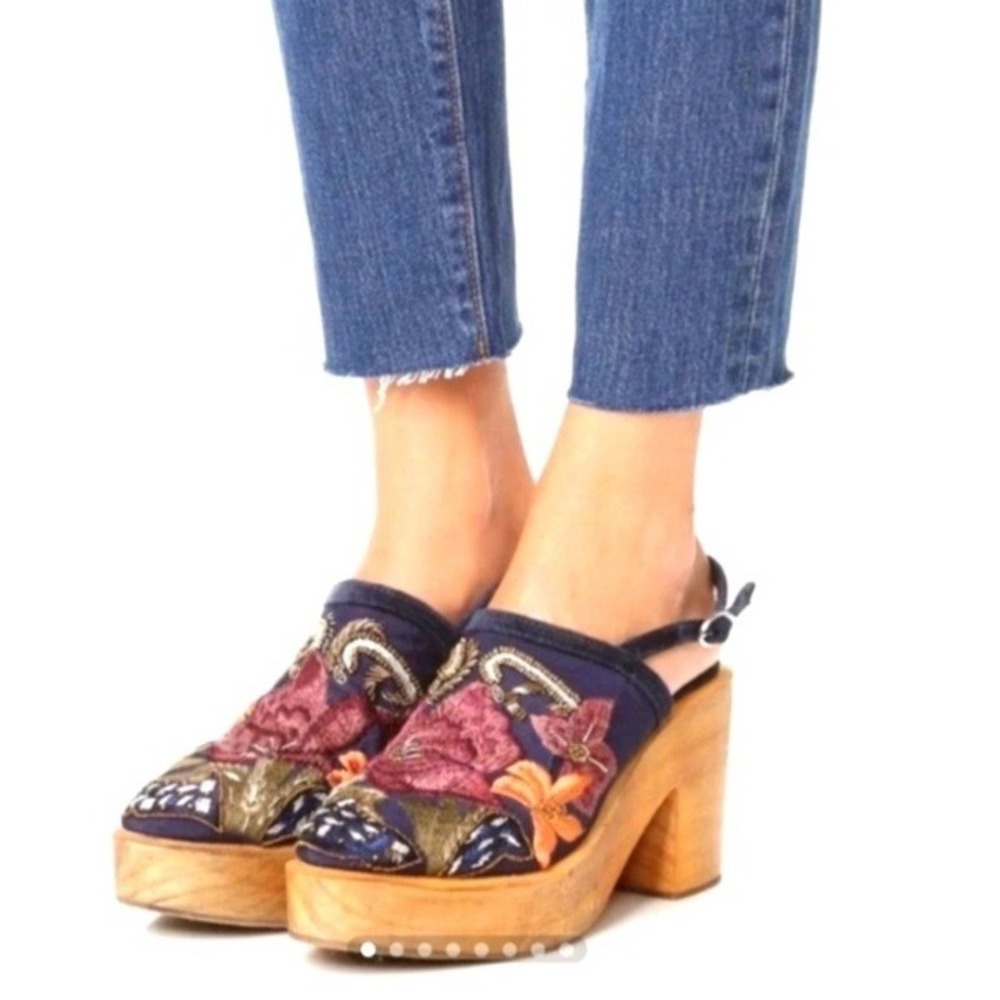 Free People 38/8 Cosmic Storm Navy Embroidered‎ Beaded Wooden Platform Clogs - Picture 2 of 15